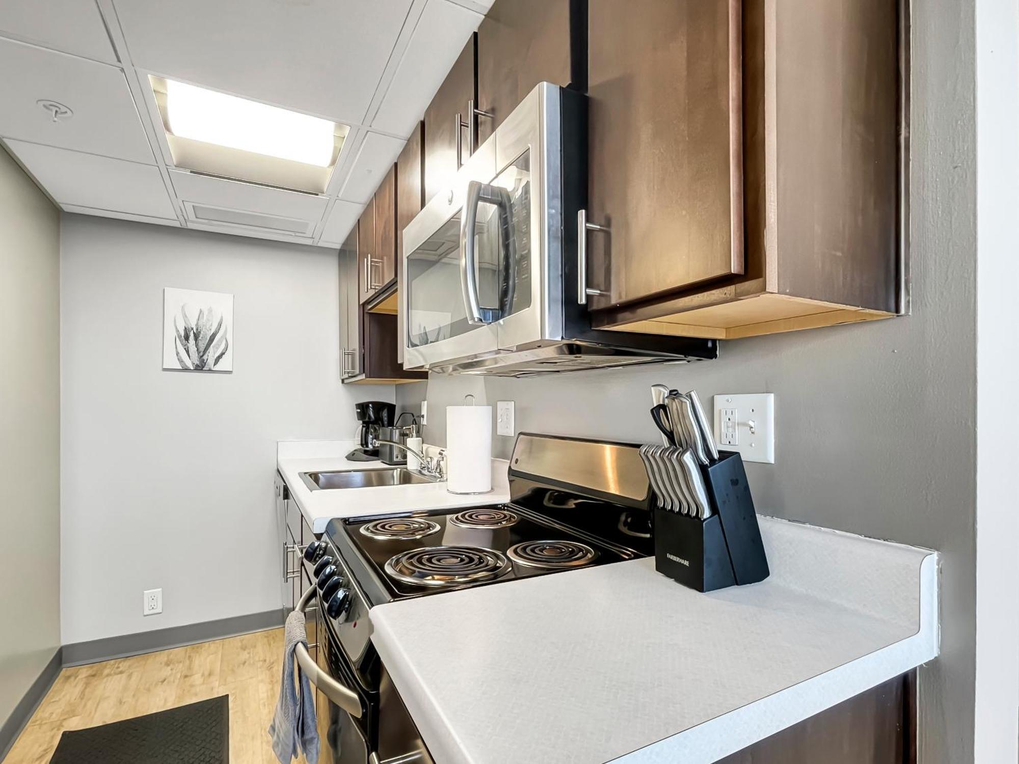 Modern Studio - Walk To Wells Fargo Arena Apartment Des Moines Exterior photo